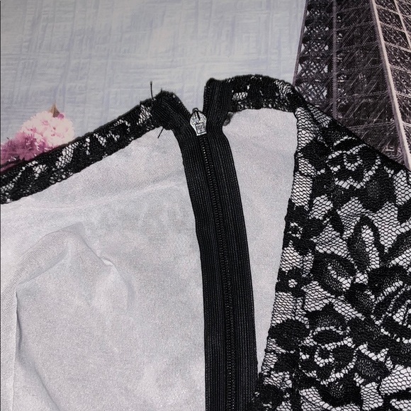 STRAPLESS DRESS! - Picture 3 of 5